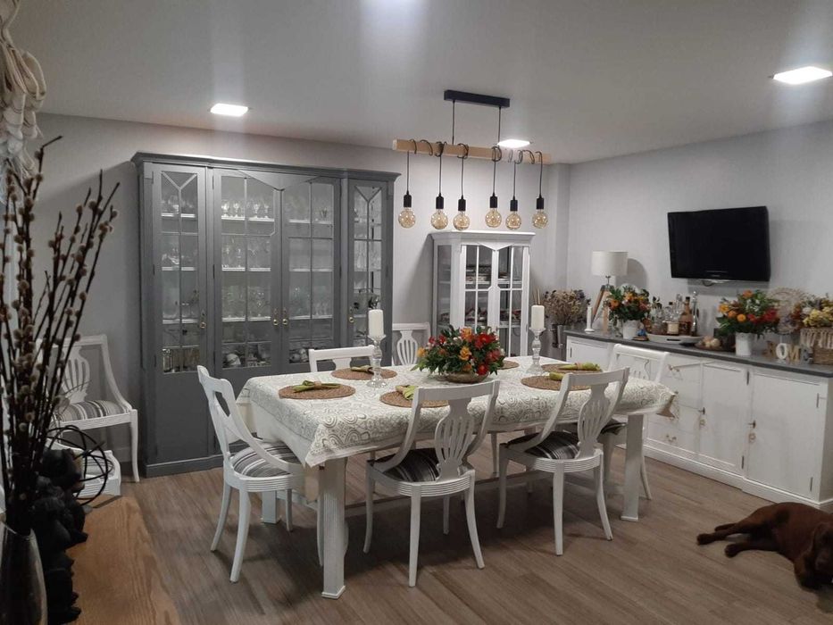 Arrendamento Moradia T4+2 em Condomínio Fechado com Piscina