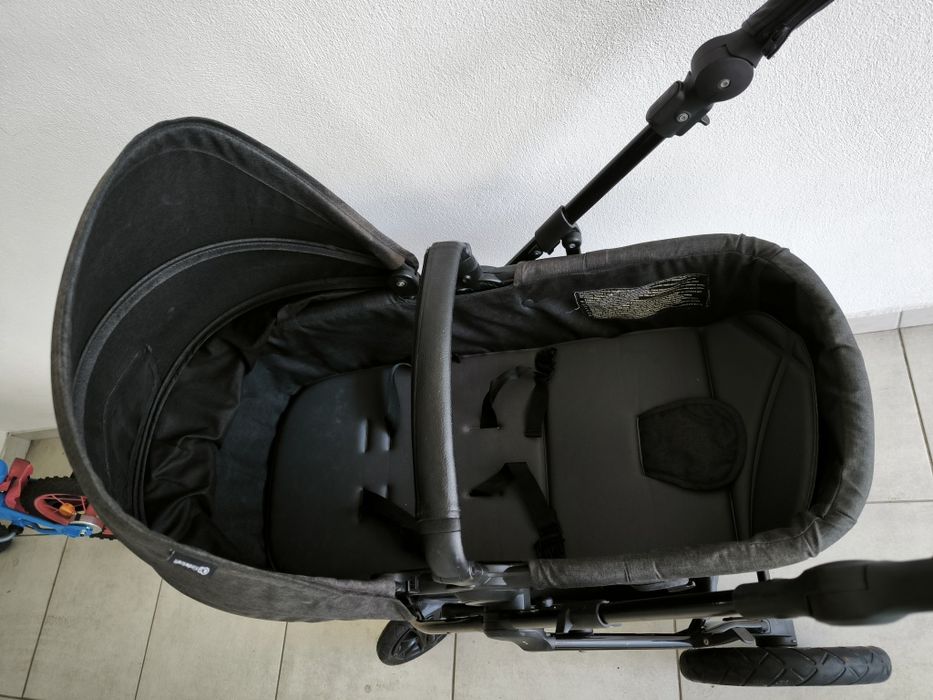 Carrinho de Bebê Trio Kinderkraft (3 em 1) - Completo e em Ótimo Estado