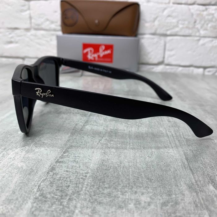 Сонцезахисні окуляри унісекс Ray Ban 2140 Wayfarer Полароїд