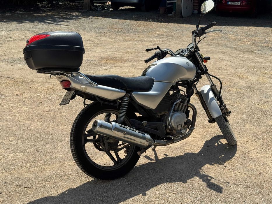 Yamaha YBR 125 (RE03)