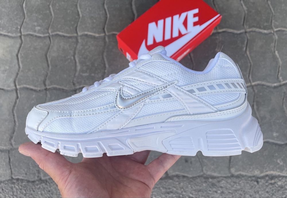Nike Initiator White 36-40 в наявності.