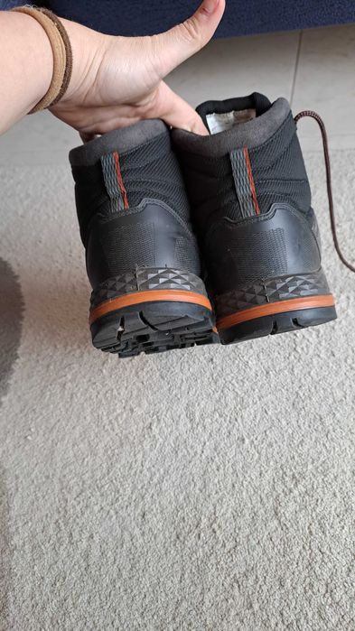 Botas Impermeáveis Forclaz MT 100