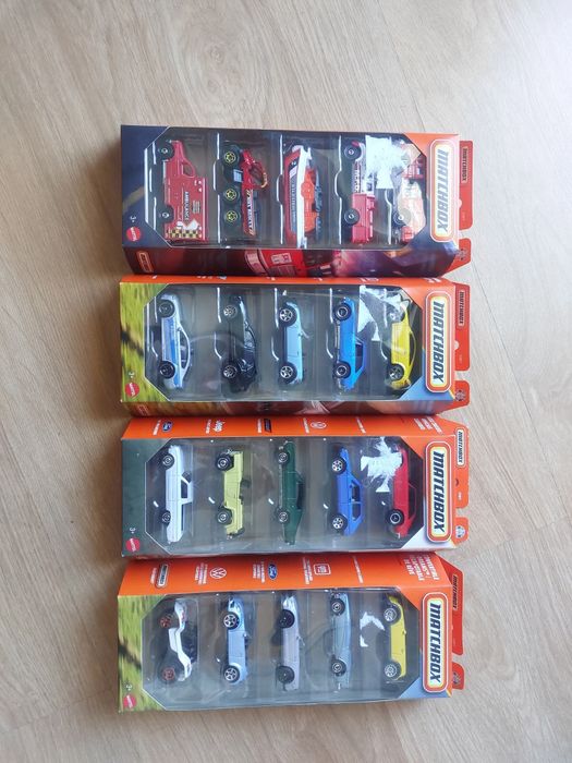 HotWheels & MatchBox pack 5