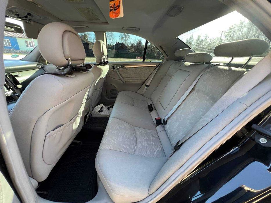 Продам MERCEDES-BENZ C 180