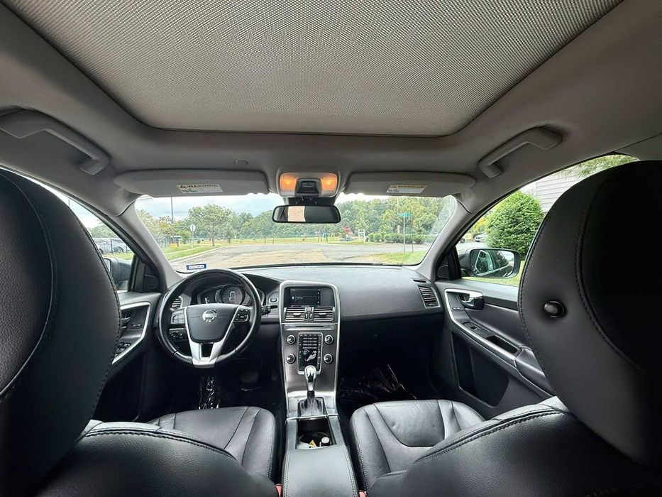 Volvo XC60 T5 Premier      2015