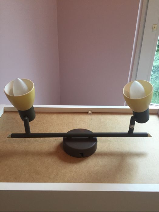 Lampa sufitowa z 2 kloszami