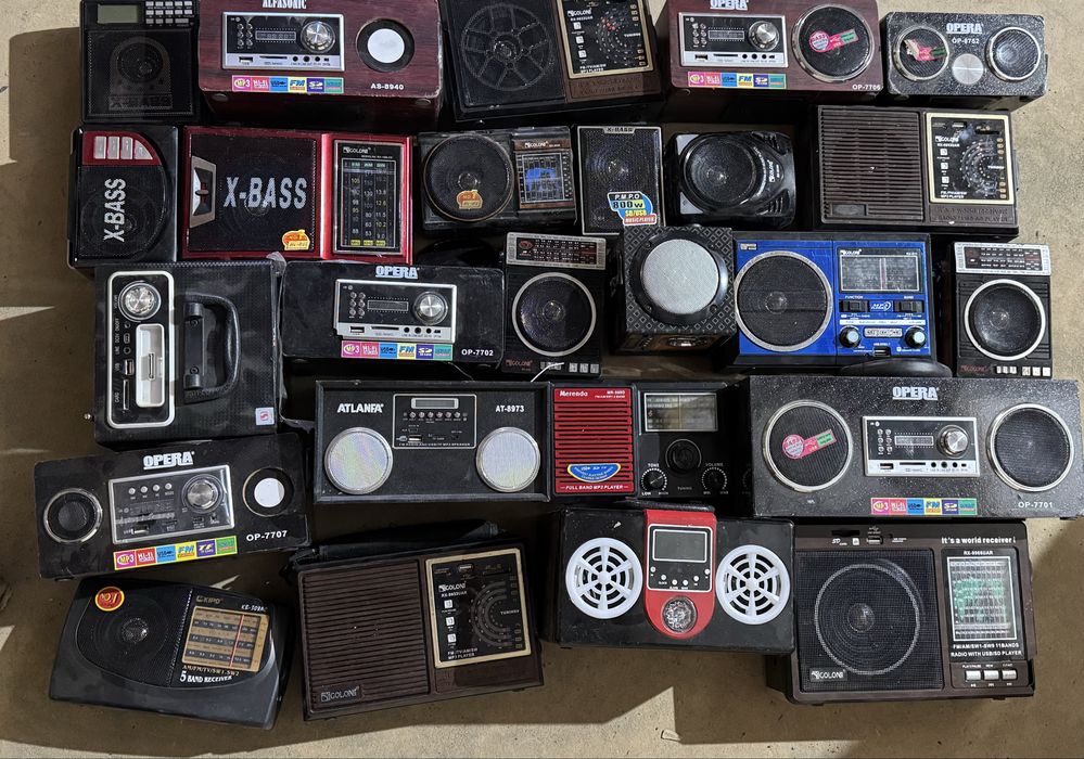 Радіоприйомники FM,радіо