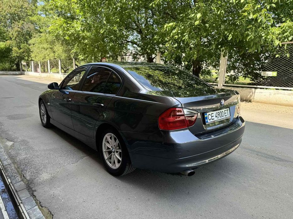 Продам bmw e90 2005