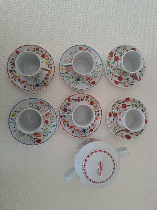 6 chavenas + açucareiro Vista Alegre Vila Verde