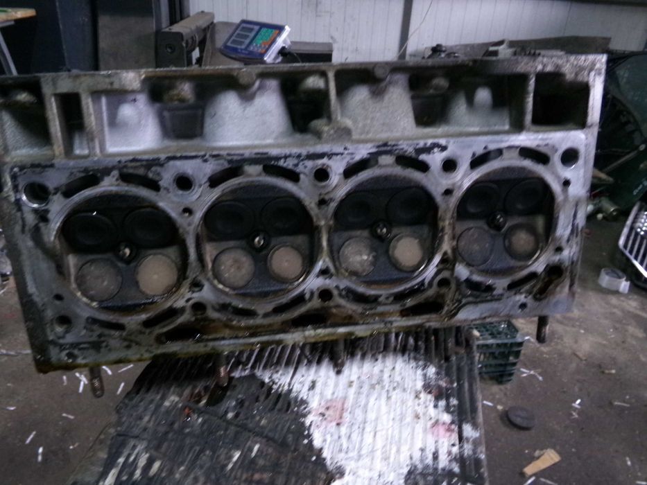 Gru55 Głowica silnika kpl. volkswagen golf IV 1.4 16v + wałki wysyłka
