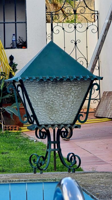 Par de lanternas de entrada antigas