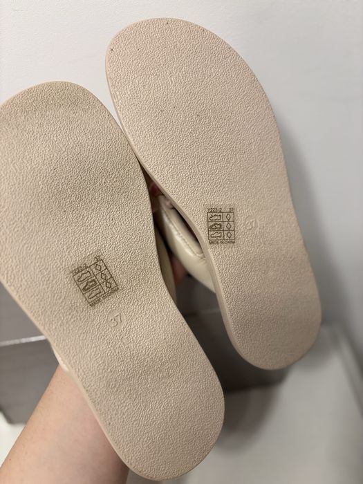 Beżowe nowe klapki Japonki eleganckie damskie r. 37 skóra ekologiczna