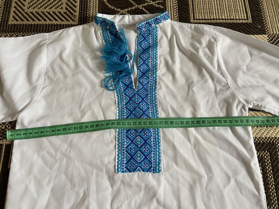 Вишиванка для хлопця синя і червона