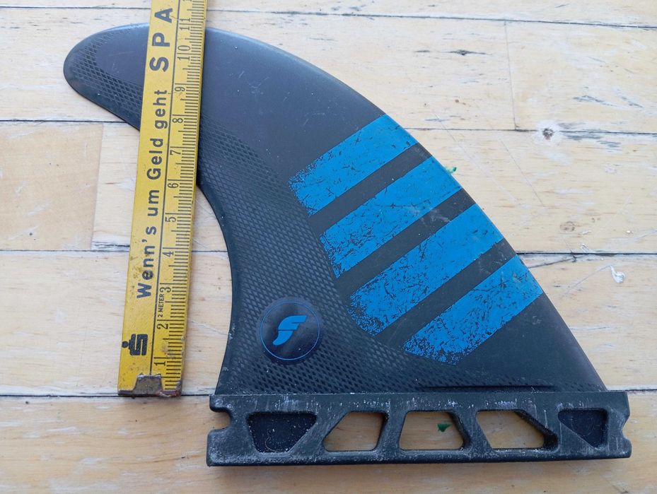 Futures surfboard FINS F6