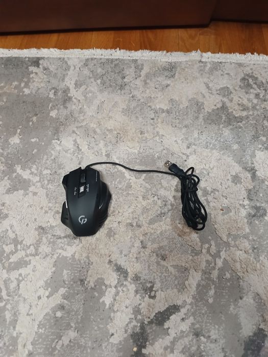 Продам мишку Gampero з підсвіткою за 300грн