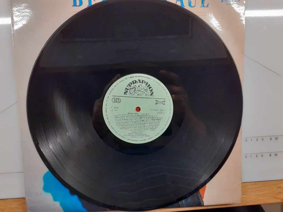 Bernie Paul- Lucky winyl