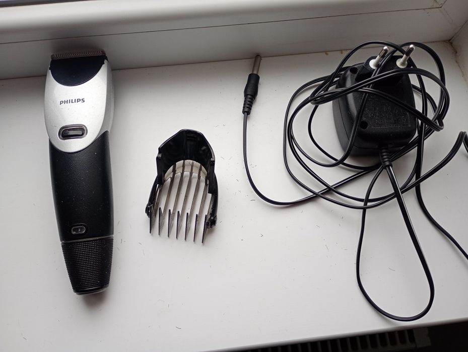 Машинка для стрижки. Philips