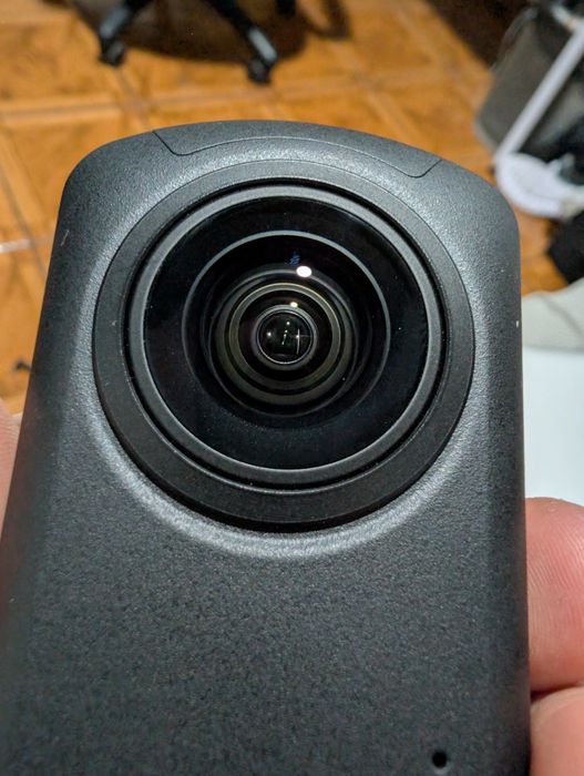 Câmara Ricoh Theta Z1 360° 4K