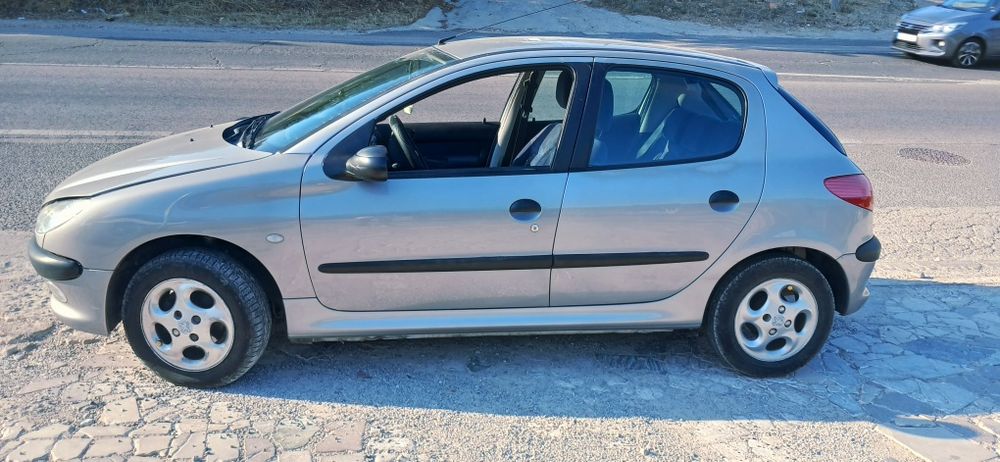Peugeot 206 em ótimo estado