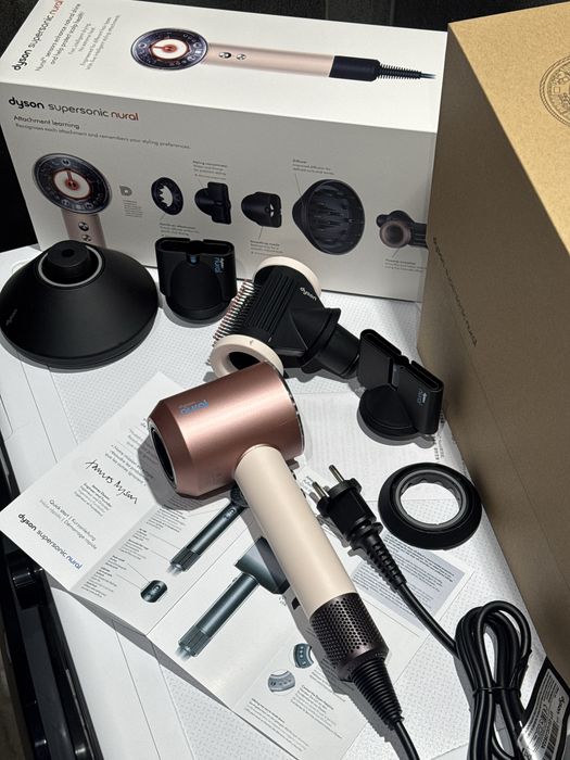 Dyson supersonic nural straight+wavy