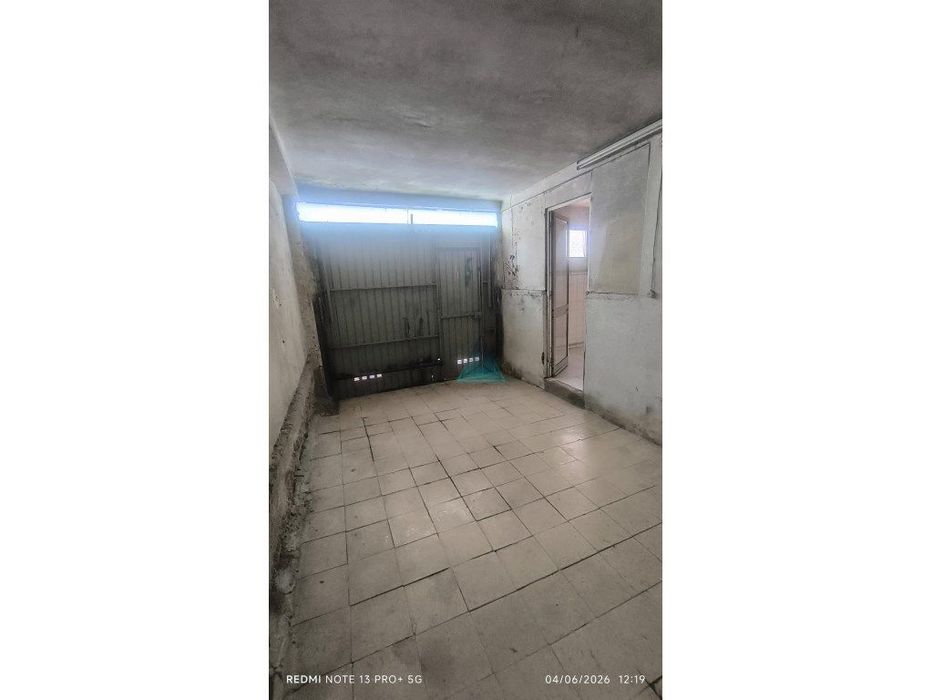 Moradia T3 com Garagem, Terraço e Logradouro em S. Simão, Azeitão