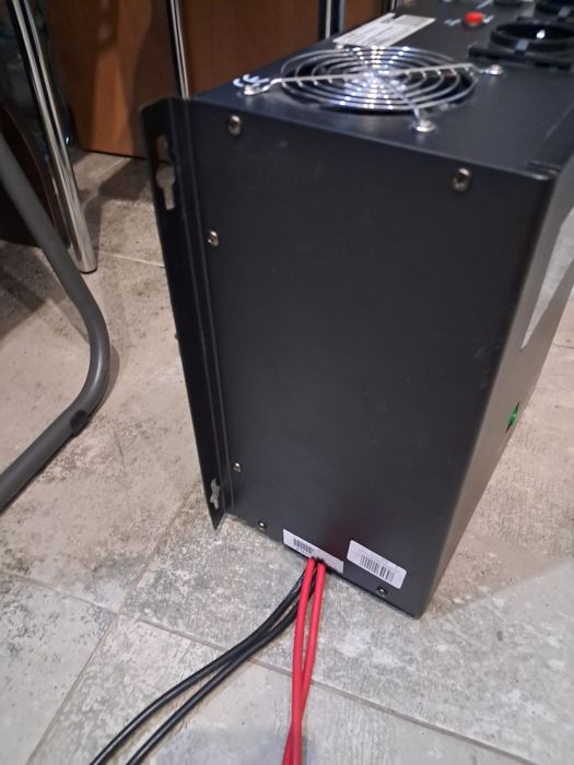 ДБЖ (ИБП) LPY-W-PSW-1000VA+ (700Вт) 10A/20A