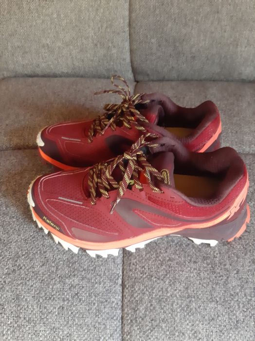 Buty do biegania damskie Kiprun Trail XT8W