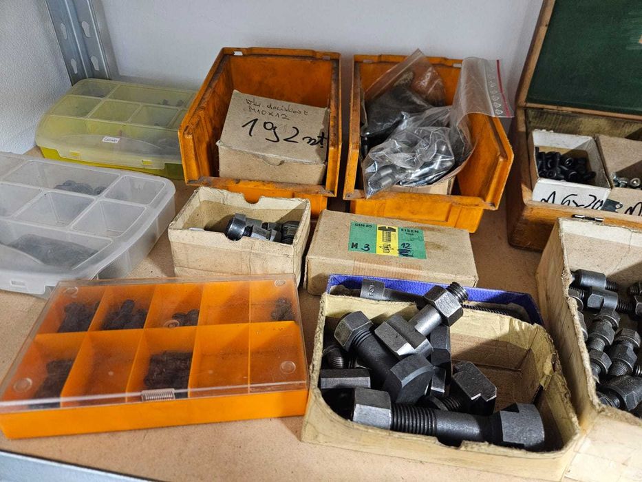 Narzędzia tokarsko-frezarskie oraz garażowe