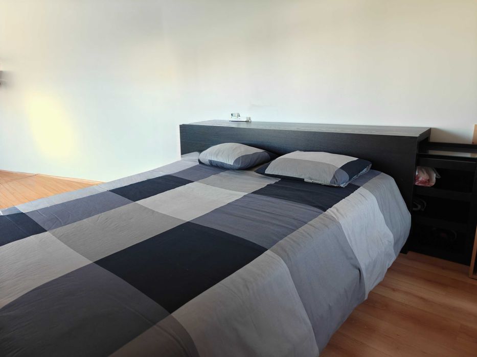 Estrutura de cama IKEA Malm 160x200 com cabeceiras embutidas