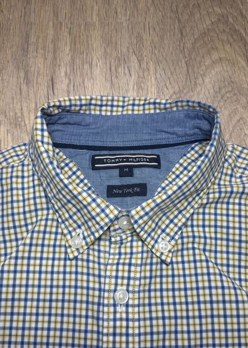 Оригінальний Tommy Hilfiger чоловіча жовто-блакитна сорочка стан ідеал