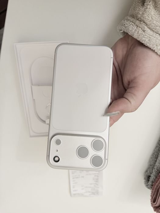 Iphone 17 pro max Silver 256GB