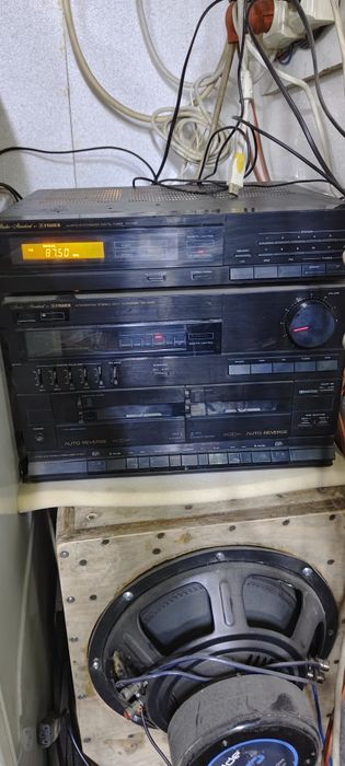 Продам музыкальный центер fisher pd m85