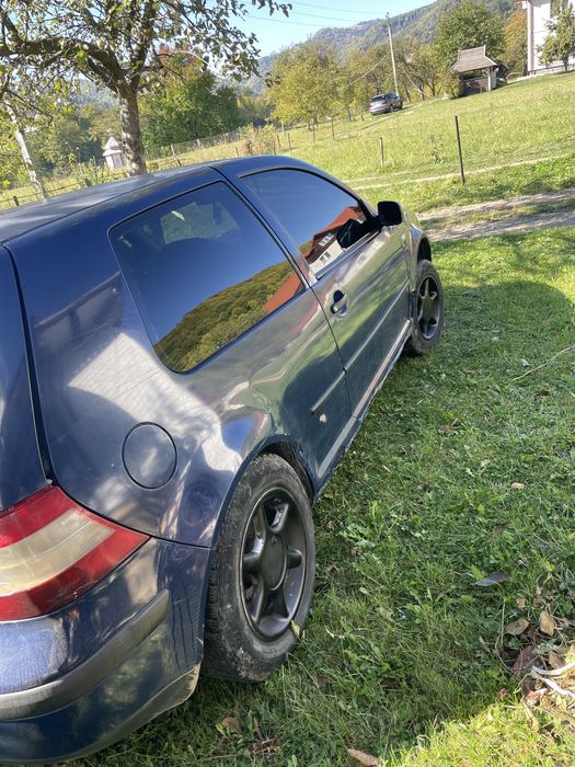 Volkswagen Golf 4
