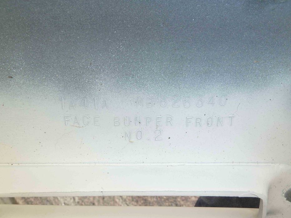 Para choques mitsubishi lancer 92