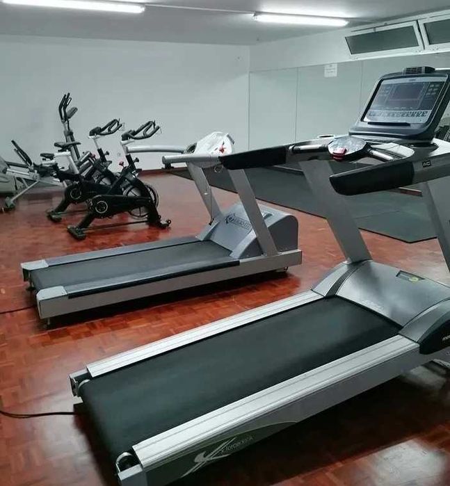 T2 Furadouro  em condomínio fechado com piscina interior e exterior