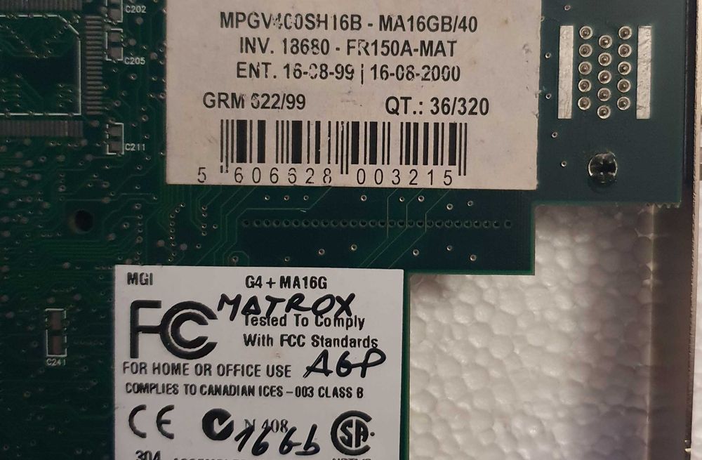 Rara Placa gráfica / Vídeo vintage, Matrox G4+ MA16G, 16Mb, AGP64284471780739122