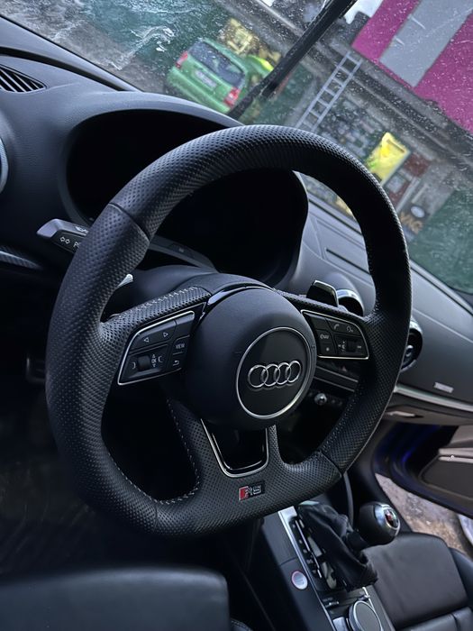 Руль мульти ауди rs3 s3 a3 a4 s4 s5 rs5 rs6 tt с лепестками и подушкой