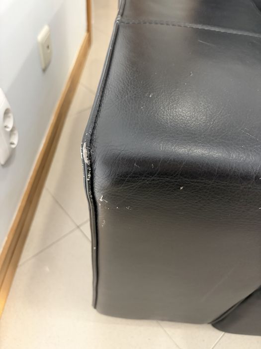 Vendo sofa Ikea Kivik 3 lugares em pele