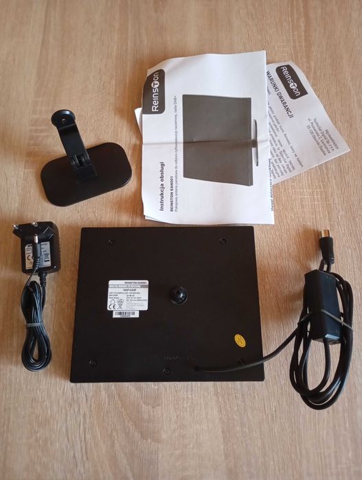 Antena wewnętrzna aktywna Reinston EAN001 DAB+ DVB-T2 UHF Filtr 5G/LTE