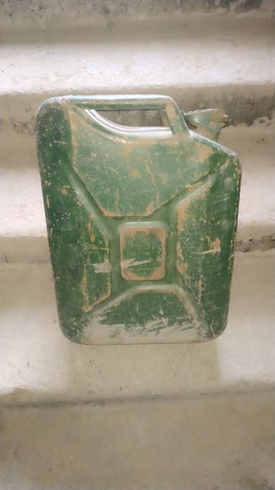 Канистра металлическая 20л