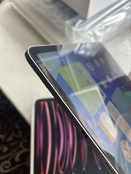 iPad Pro 11 (4-gen) 256gb, m2, идеал, комплект