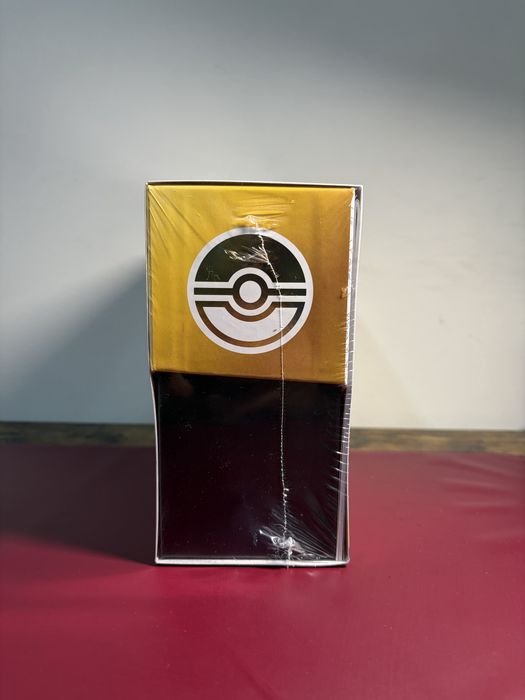 Pókemon edição 30 anos elite trainer box