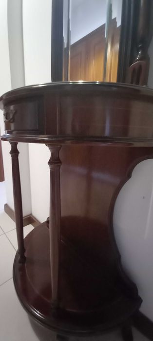 Móvel de corredor/hall com espelho