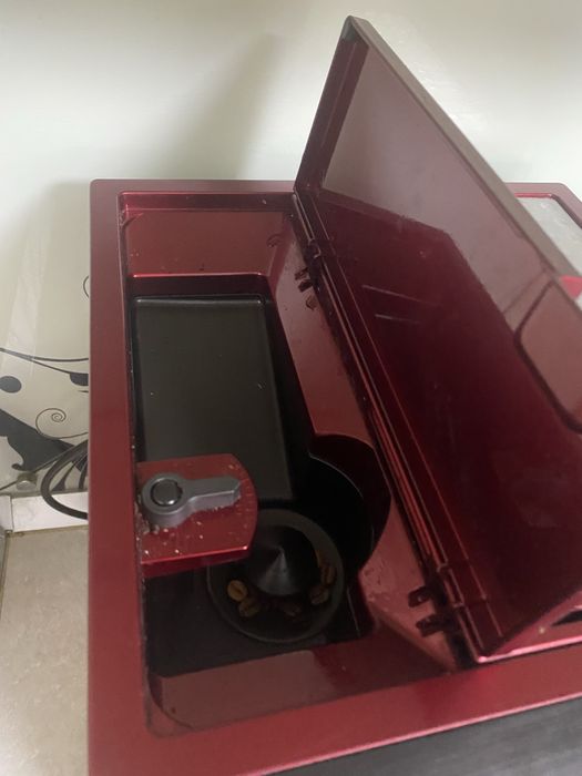 Кавова машина Delonghi Magnifika