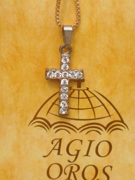 Крестик на цепочке