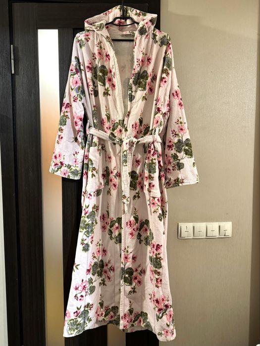 Халат жіночий в ідеальному стані