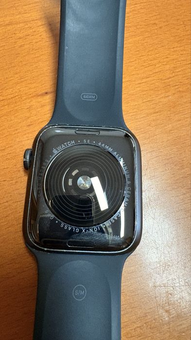 Apple watch se 44