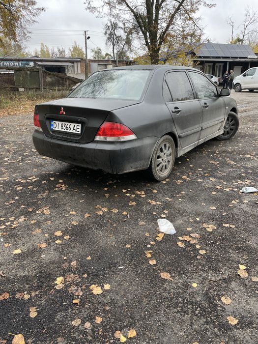 Mitsubishi lancer