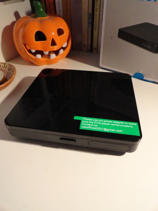 Mini DVD Player – Portable – Like New