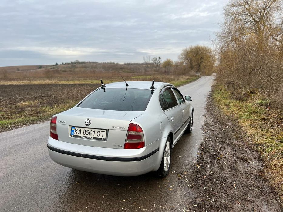Продам skoda superb